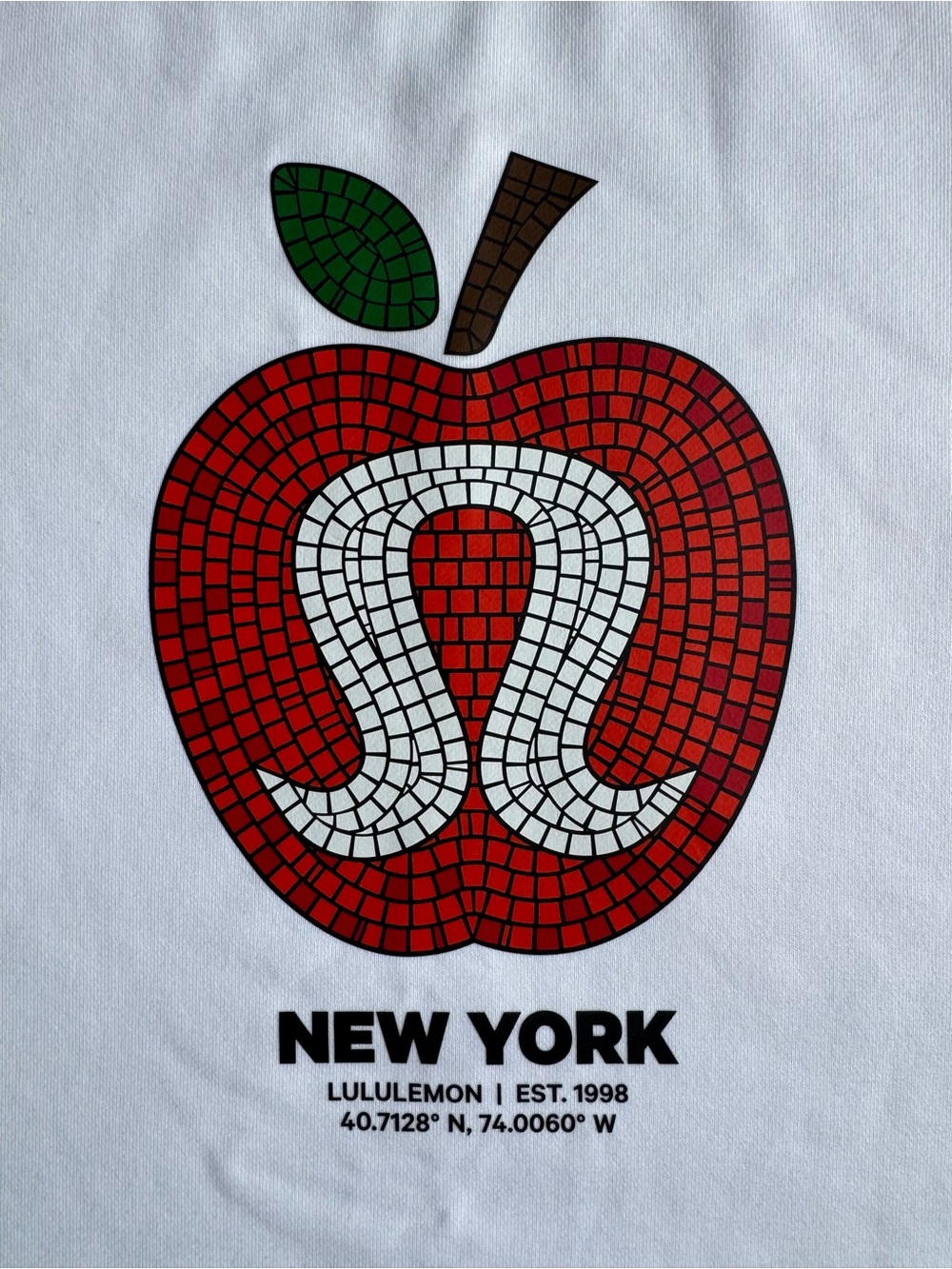 lululemon NWT Exclusive NYC French Terry Oversized Crew Apple Mosaic, Size Small